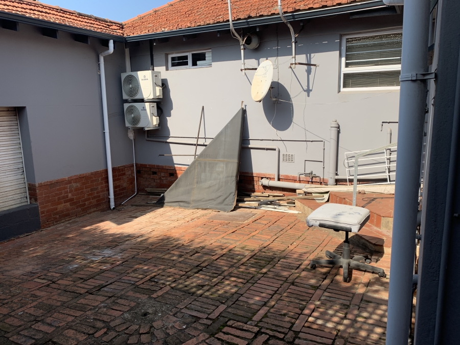 To Let Commercial Property for Rent in Durban North KwaZulu-Natal