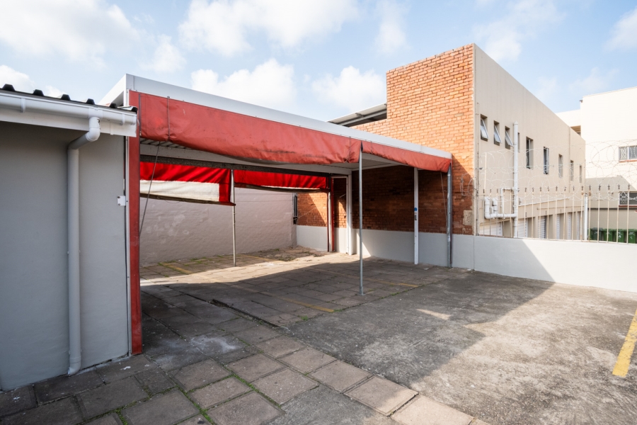 To Let Commercial Property for Rent in Glenwood KwaZulu-Natal