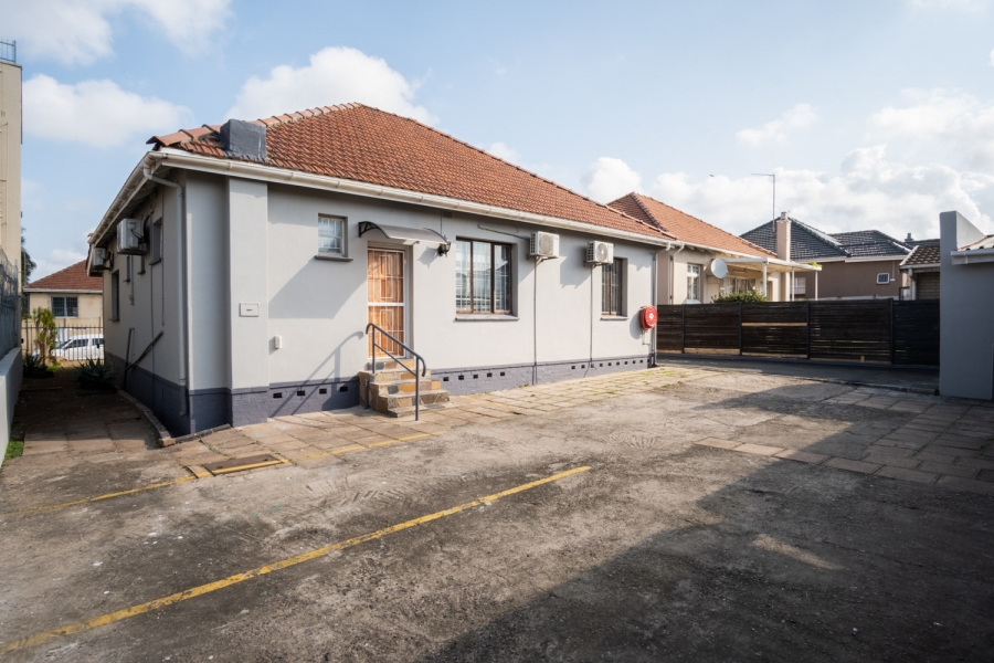 To Let Commercial Property for Rent in Glenwood KwaZulu-Natal