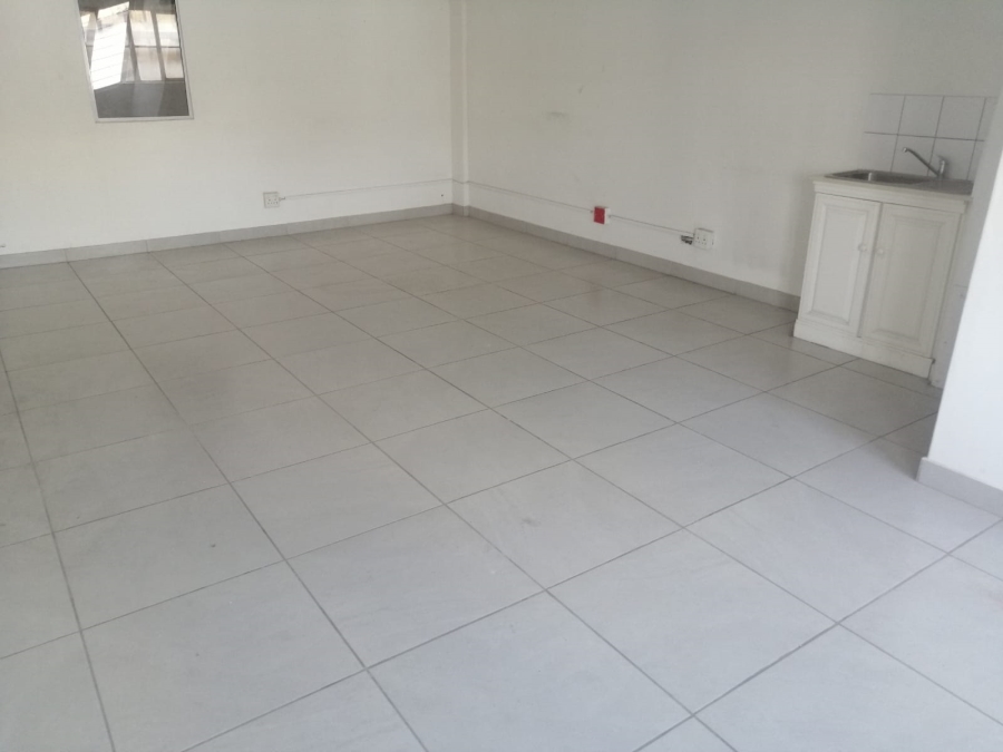 To Let Commercial Property for Rent in Glen Anil KwaZulu-Natal