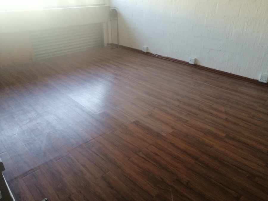 To Let Commercial Property for Rent in Glen Anil KwaZulu-Natal