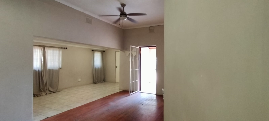 To Let 1 Bedroom Property for Rent in Amanzimtoti KwaZulu-Natal