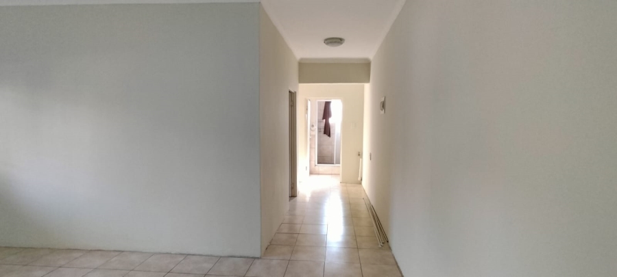 To Let 2 Bedroom Property for Rent in Amanzimtoti KwaZulu-Natal