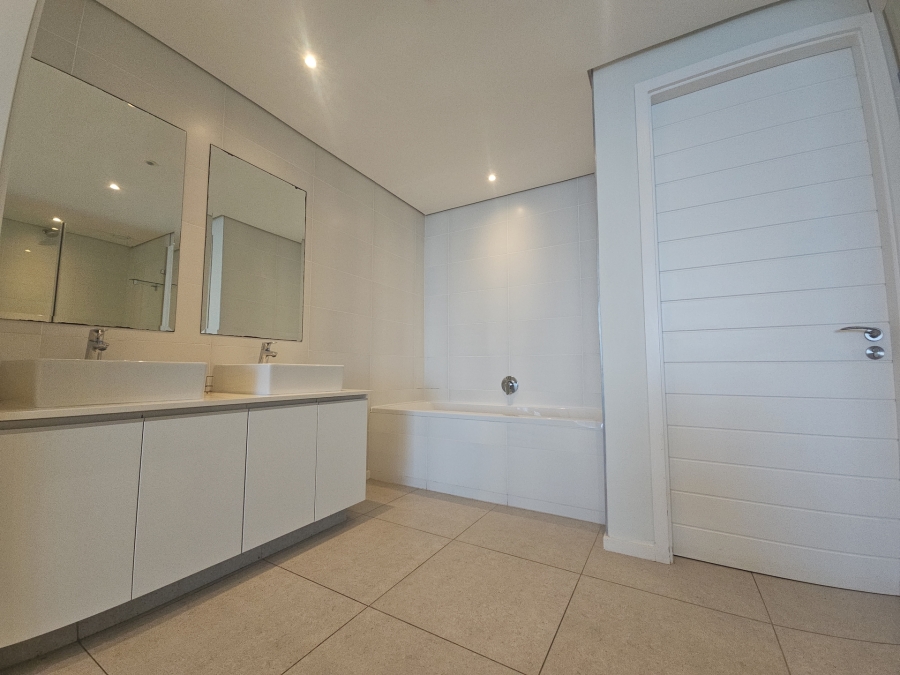 4 Bedroom Property for Sale in Sibaya Precinct KwaZulu-Natal