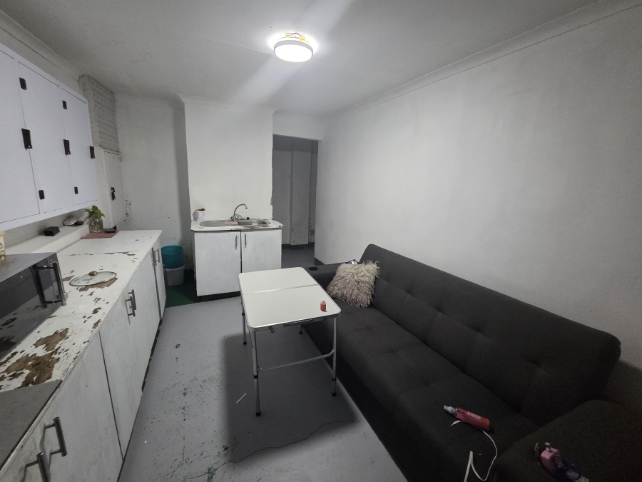 To Let 2 Bedroom Property for Rent in Bluff KwaZulu-Natal