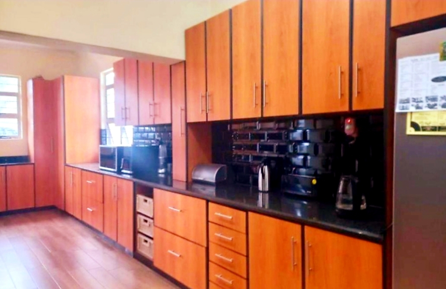 4 Bedroom Property for Sale in Bellair KwaZulu-Natal