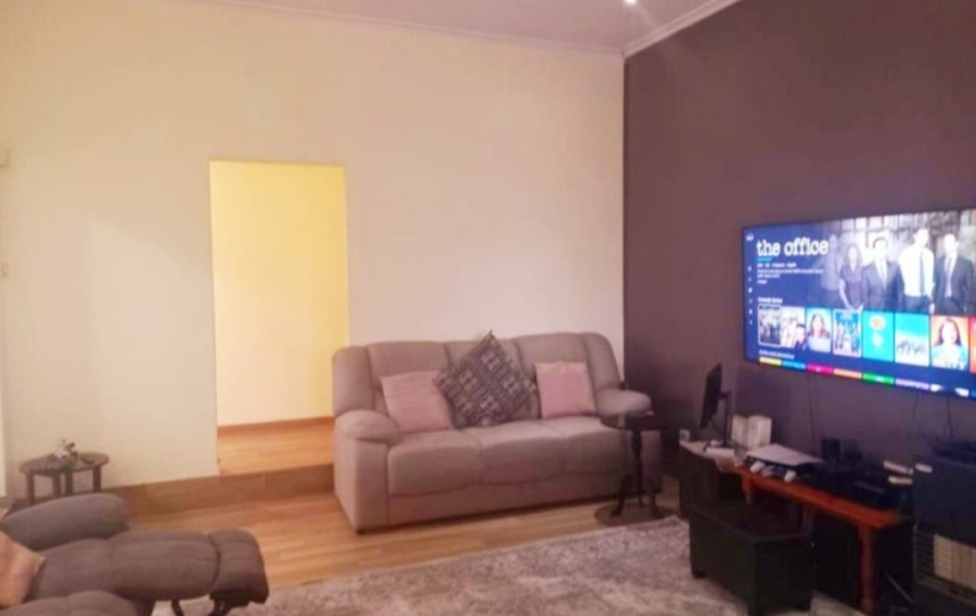 4 Bedroom Property for Sale in Bellair KwaZulu-Natal