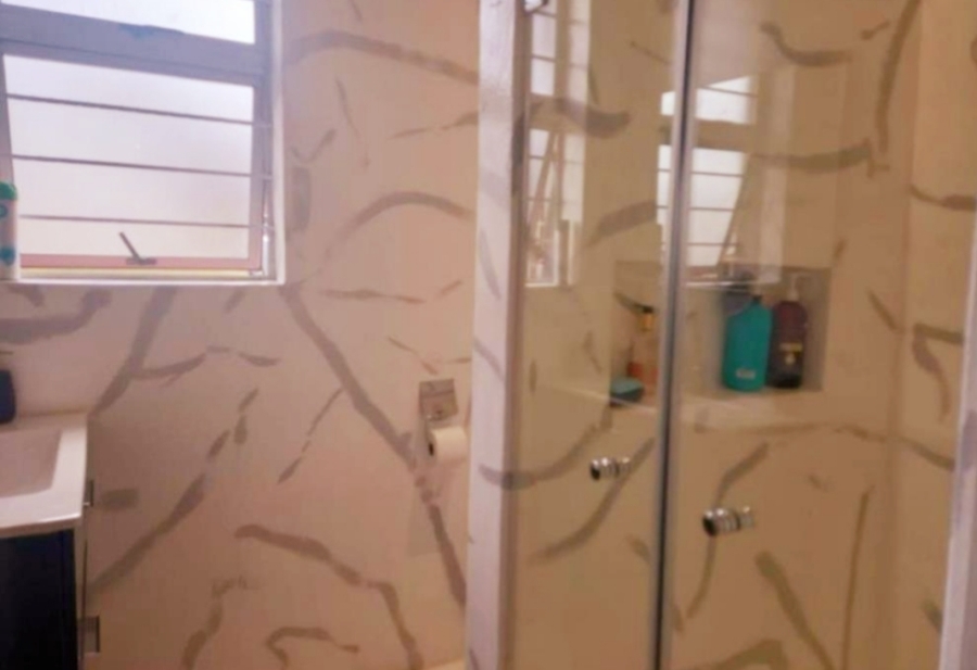 4 Bedroom Property for Sale in Bellair KwaZulu-Natal