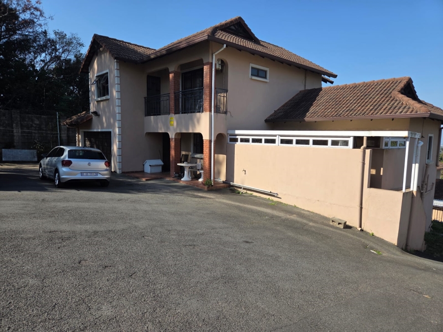 8 Bedroom Property for Sale in Shallcross KwaZulu-Natal