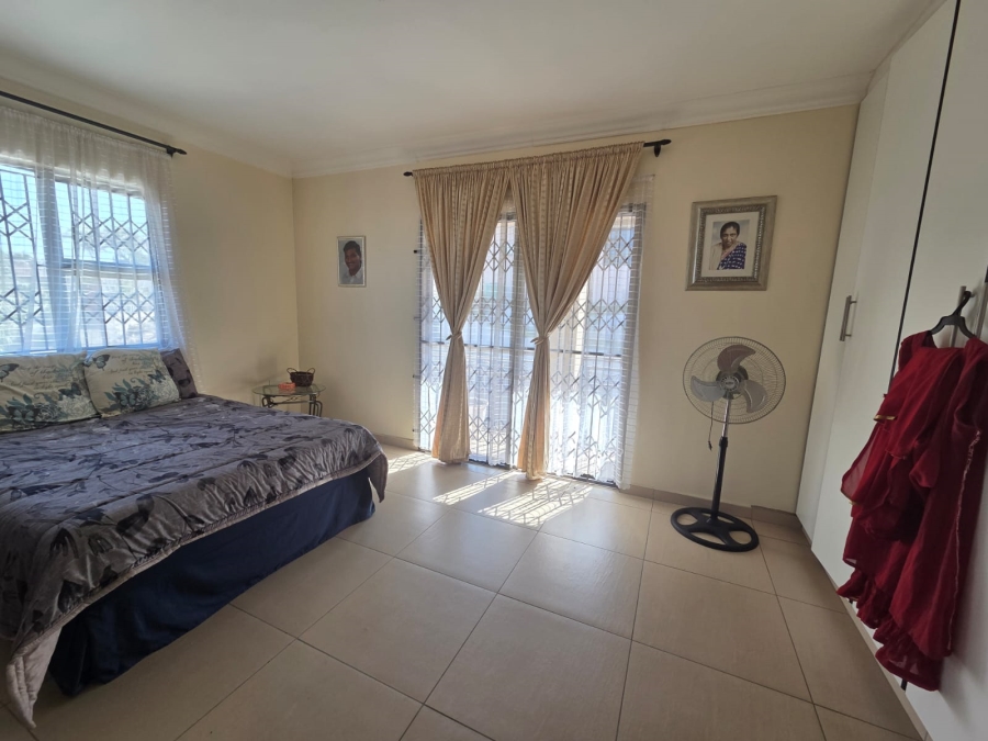 8 Bedroom Property for Sale in Shallcross KwaZulu-Natal
