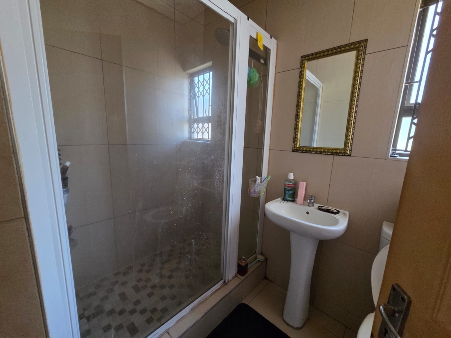 8 Bedroom Property for Sale in Shallcross KwaZulu-Natal