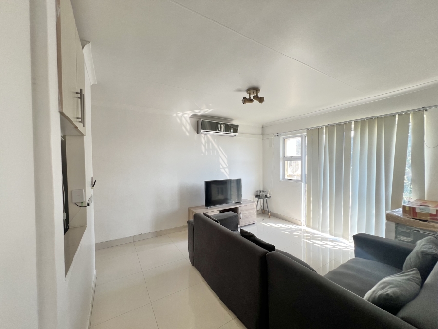 To Let 2 Bedroom Property for Rent in Morningside KwaZulu-Natal