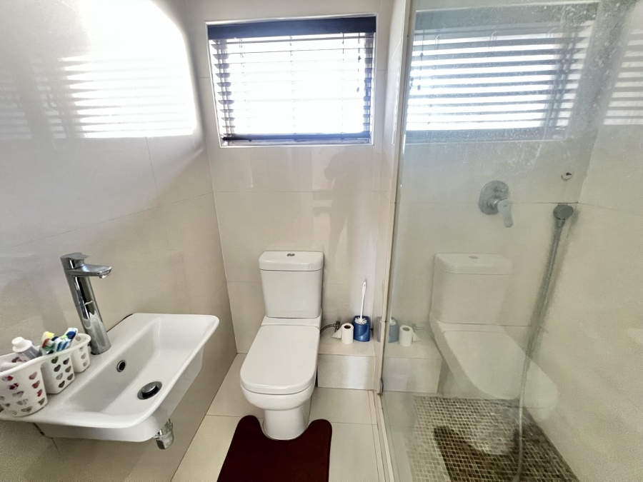To Let 2 Bedroom Property for Rent in Morningside KwaZulu-Natal