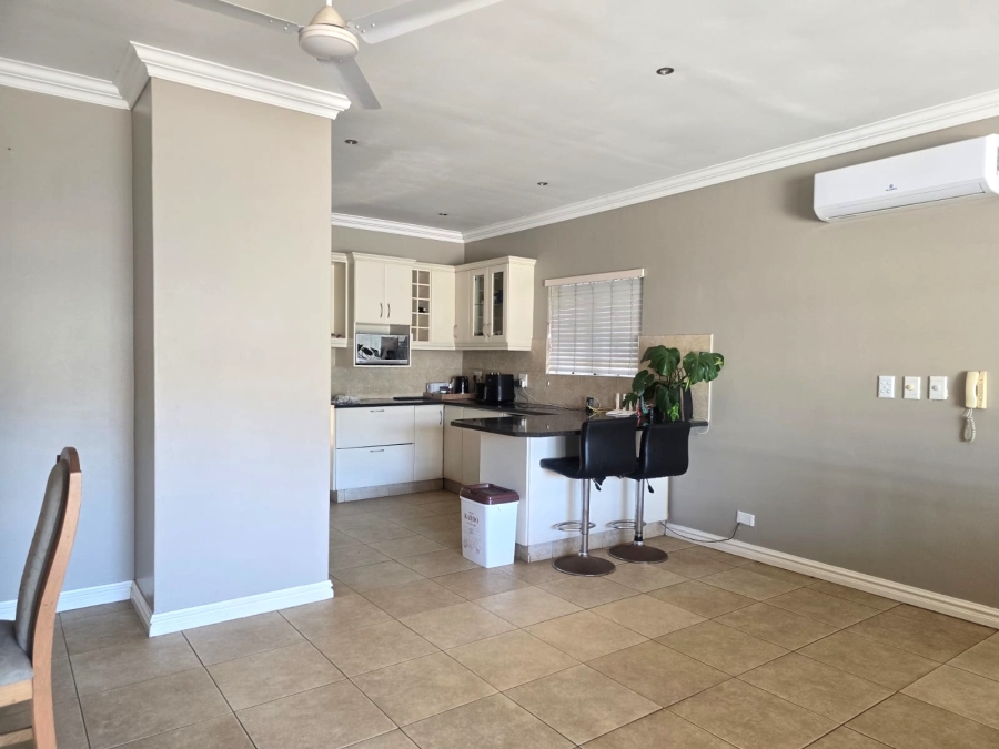 To Let 4 Bedroom Property for Rent in Athlone KwaZulu-Natal