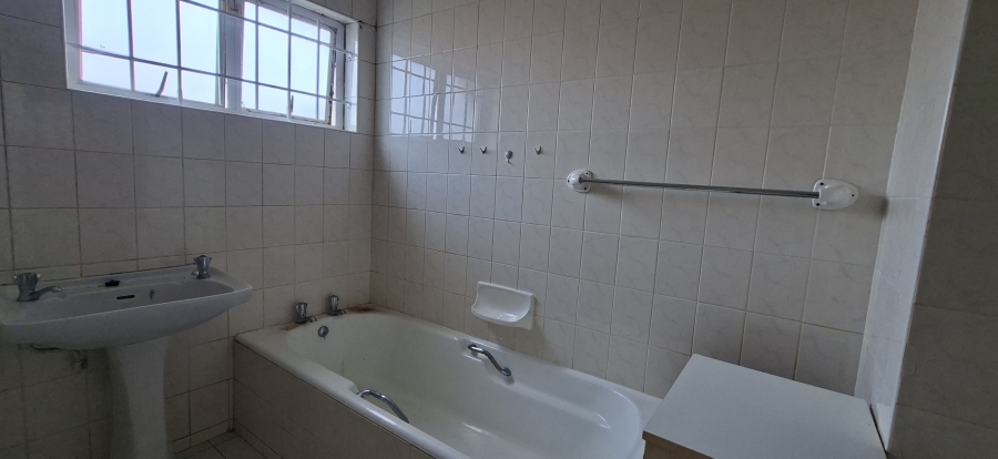 4 Bedroom Property for Sale in Ballito Central KwaZulu-Natal
