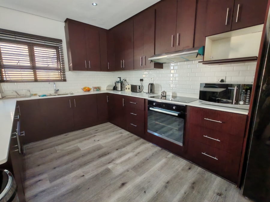 To Let 3 Bedroom Property for Rent in Park Hill KwaZulu-Natal