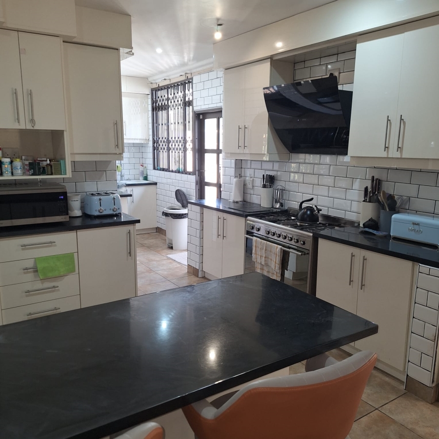 To Let 4 Bedroom Property for Rent in Westville Central KwaZulu-Natal