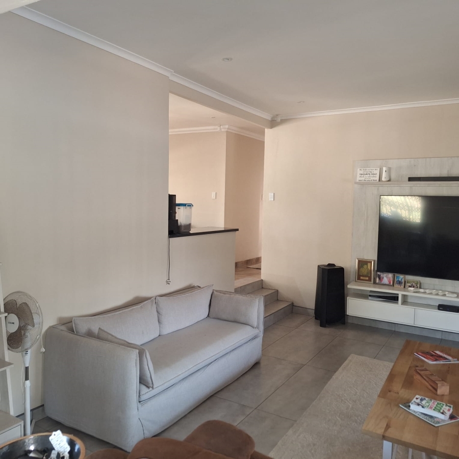 To Let 4 Bedroom Property for Rent in Westville Central KwaZulu-Natal