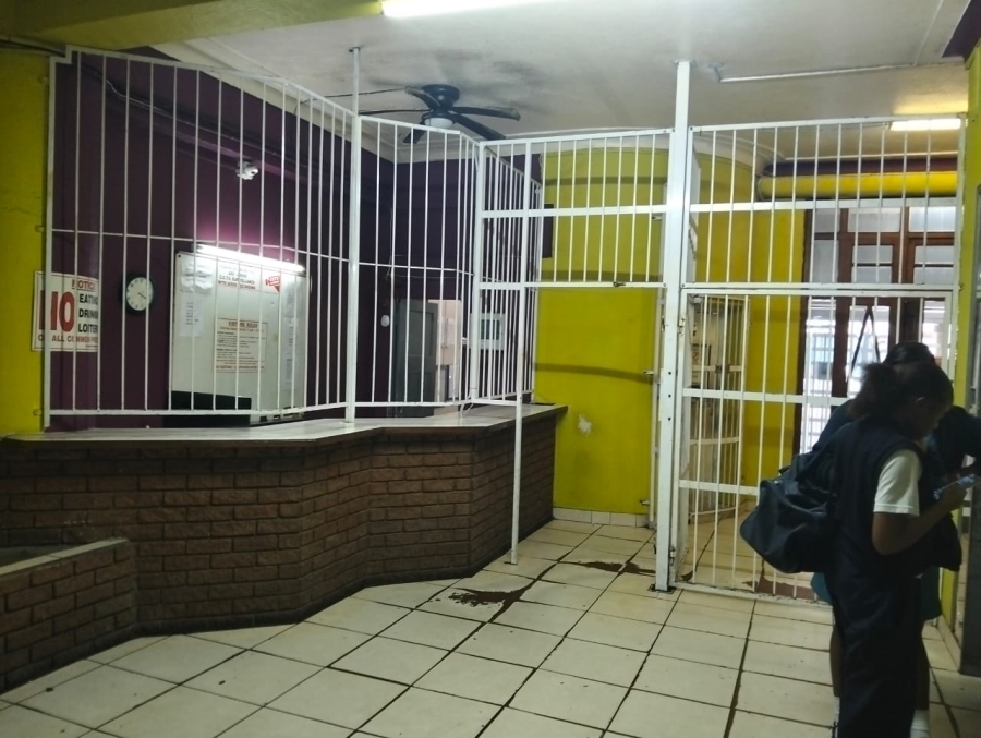 1 Bedroom Property for Sale in North Beach KwaZulu-Natal