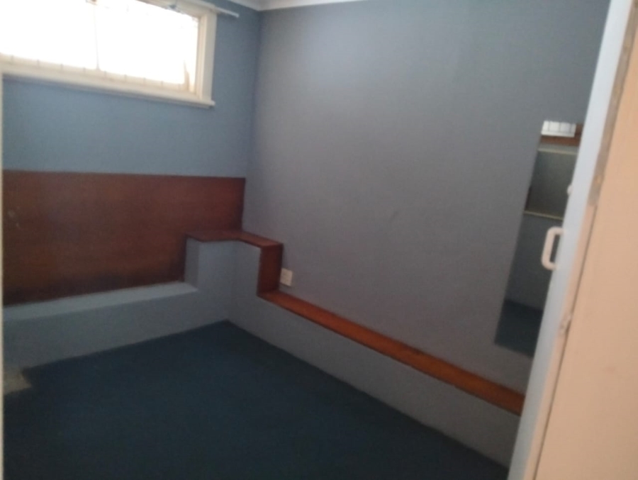 1 Bedroom Property for Sale in North Beach KwaZulu-Natal