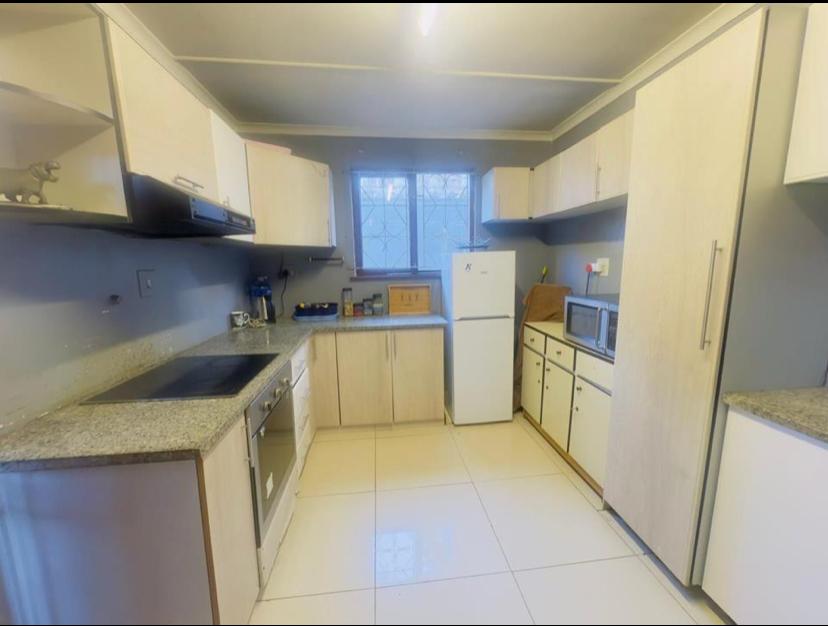 3 Bedroom Property for Sale in Riverdene KwaZulu-Natal