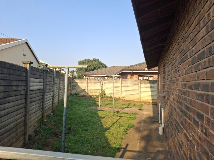 To Let 2 Bedroom Property for Rent in Howick West KwaZulu-Natal