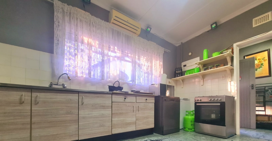 5 Bedroom Property for Sale in Mandeni KwaZulu-Natal