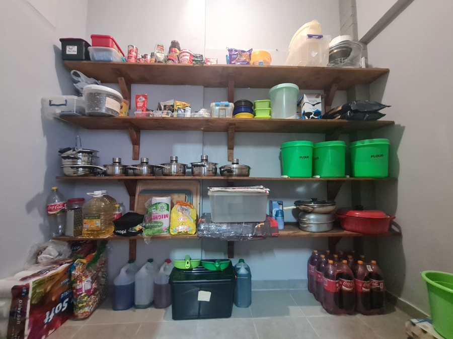 5 Bedroom Property for Sale in Mandeni KwaZulu-Natal