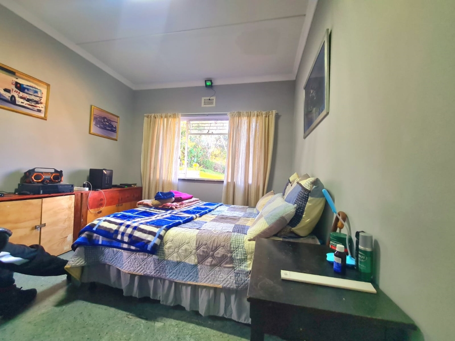 5 Bedroom Property for Sale in Mandeni KwaZulu-Natal
