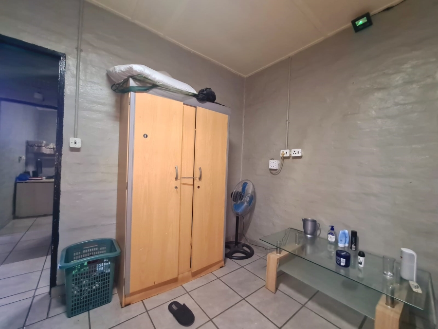5 Bedroom Property for Sale in Mandeni KwaZulu-Natal