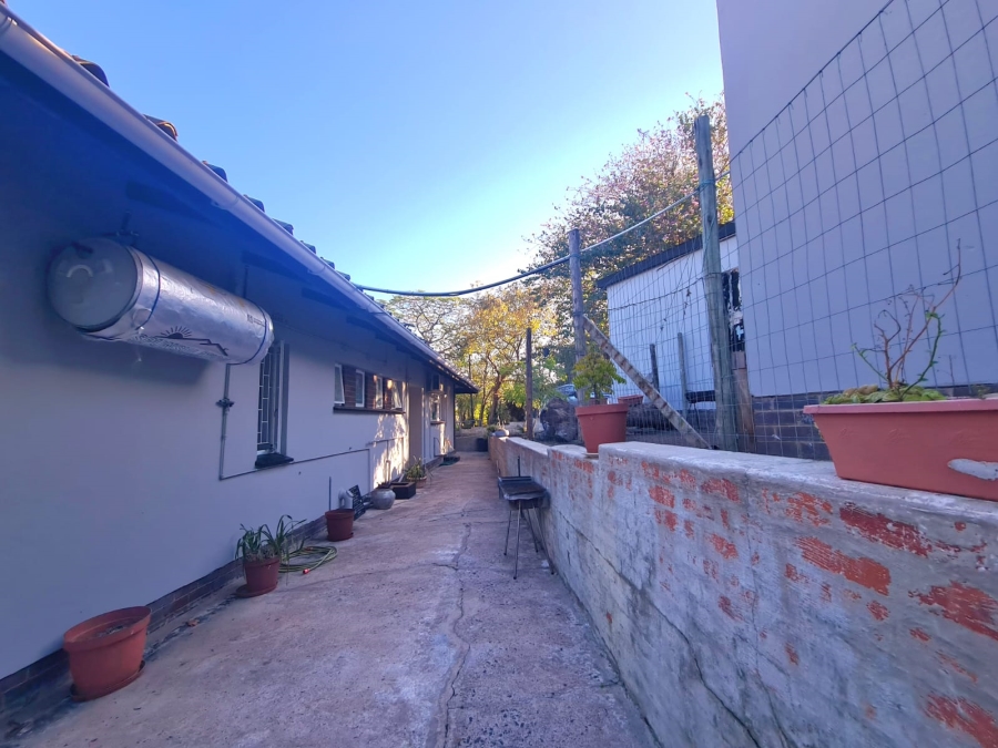 5 Bedroom Property for Sale in Mandeni KwaZulu-Natal