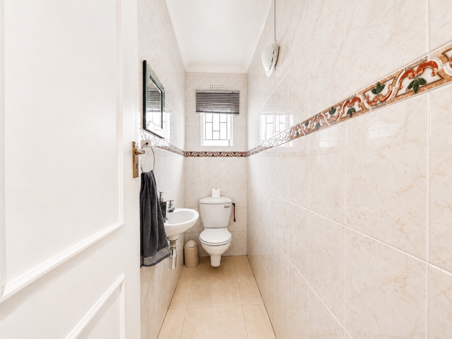 5 Bedroom Property for Sale in Musgrave KwaZulu-Natal