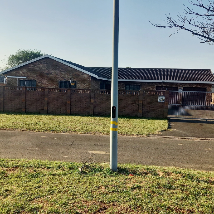 4 Bedroom Property for Sale in Birdswood KwaZulu-Natal