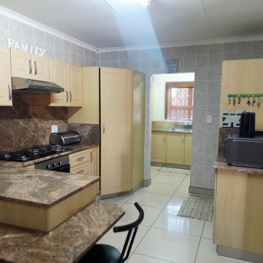 4 Bedroom Property for Sale in Birdswood KwaZulu-Natal