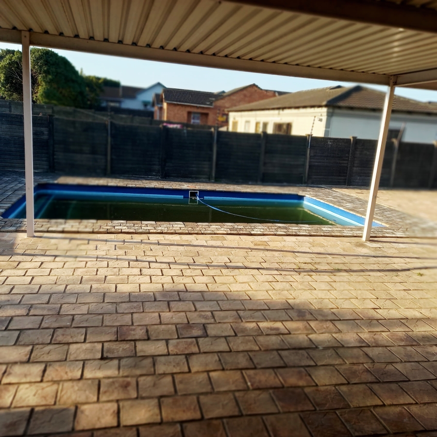 4 Bedroom Property for Sale in Birdswood KwaZulu-Natal