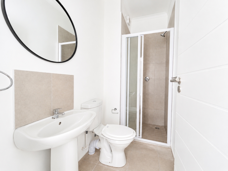 2 Bedroom Property for Sale in Waterfall KwaZulu-Natal