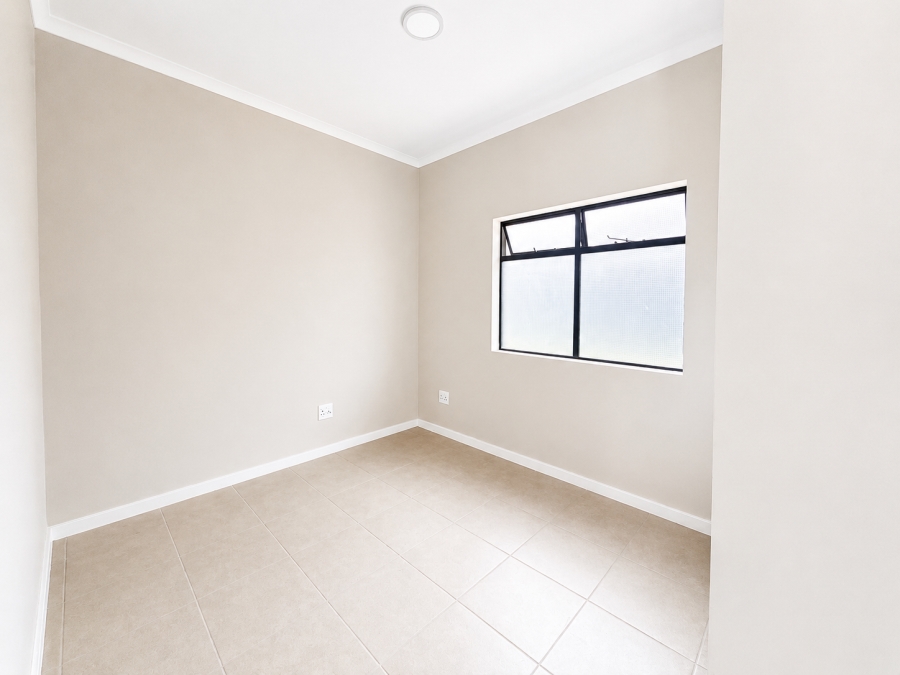 2 Bedroom Property for Sale in Waterfall KwaZulu-Natal