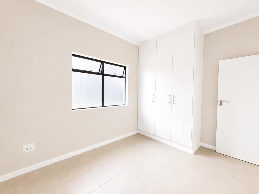 2 Bedroom Property for Sale in Waterfall KwaZulu-Natal