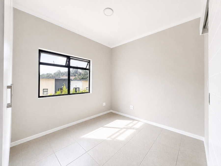 2 Bedroom Property for Sale in Waterfall KwaZulu-Natal