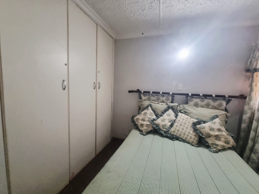 5 Bedroom Property for Sale in Richem KwaZulu-Natal