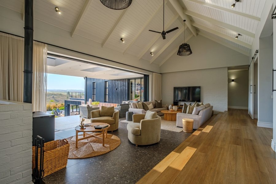 5 Bedroom Property for Sale in Springvale Country Estate KwaZulu-Natal