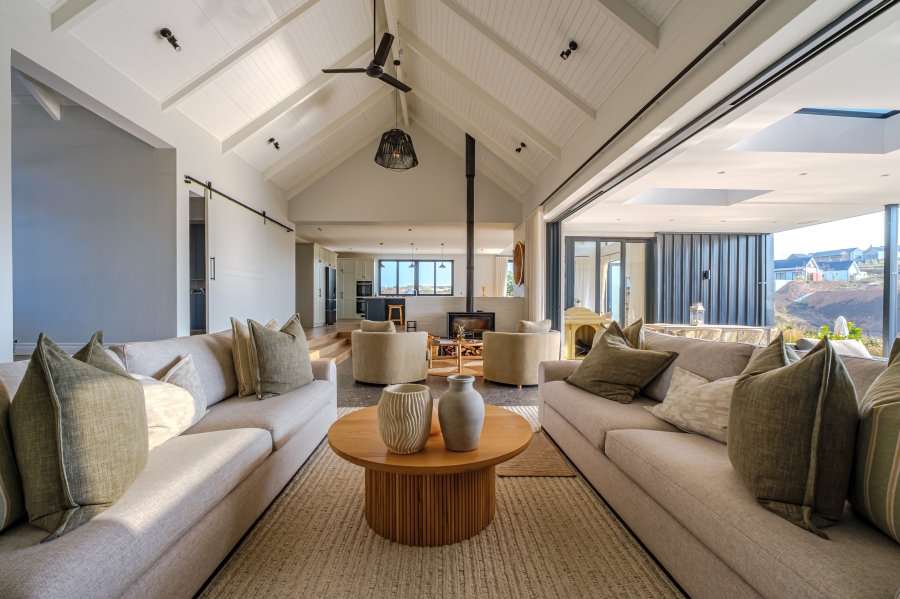 5 Bedroom Property for Sale in Springvale Country Estate KwaZulu-Natal