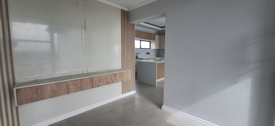 3 Bedroom Property for Sale in Palm Lakes Estate KwaZulu-Natal
