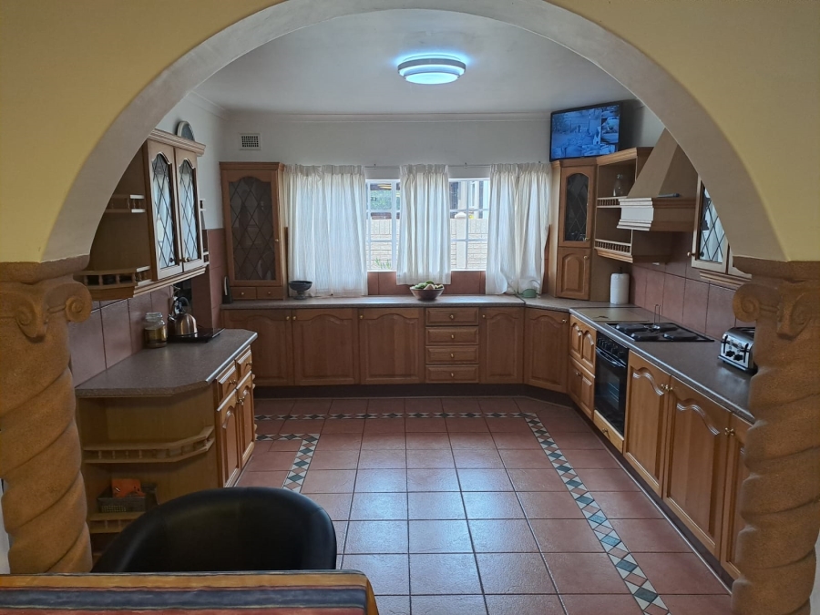 12 Bedroom Property for Sale in Hayfields KwaZulu-Natal