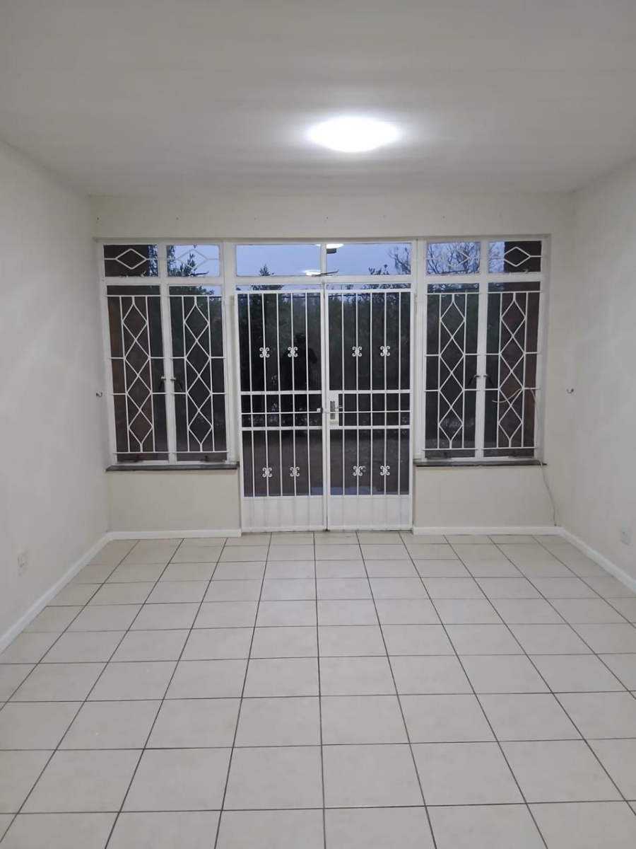 To Let 2 Bedroom Property for Rent in Scottsville KwaZulu-Natal