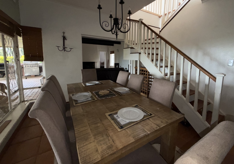 5 Bedroom Property for Sale in Kloof KwaZulu-Natal