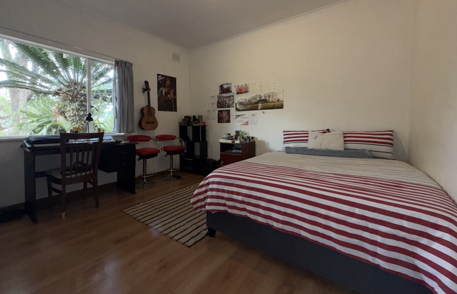 5 Bedroom Property for Sale in Kloof KwaZulu-Natal