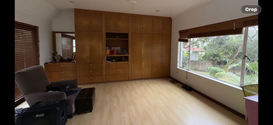 5 Bedroom Property for Sale in Kloof KwaZulu-Natal