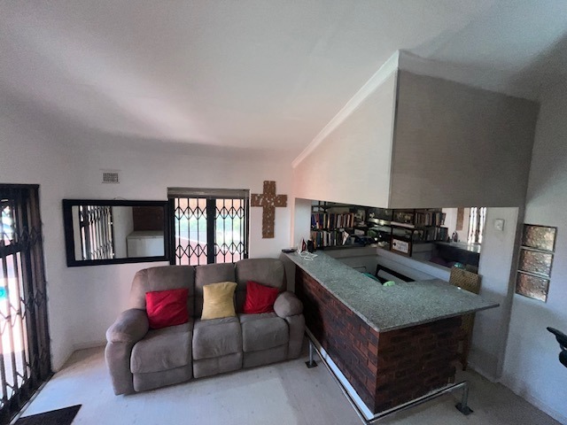 3 Bedroom Property for Sale in Ocean View KwaZulu-Natal