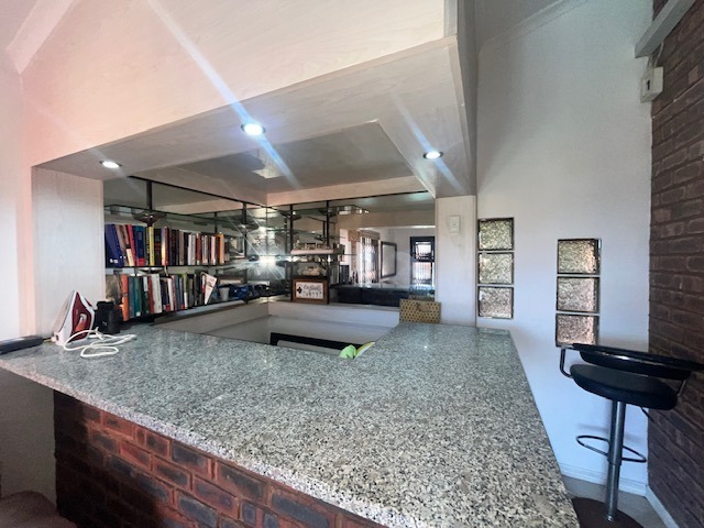3 Bedroom Property for Sale in Ocean View KwaZulu-Natal